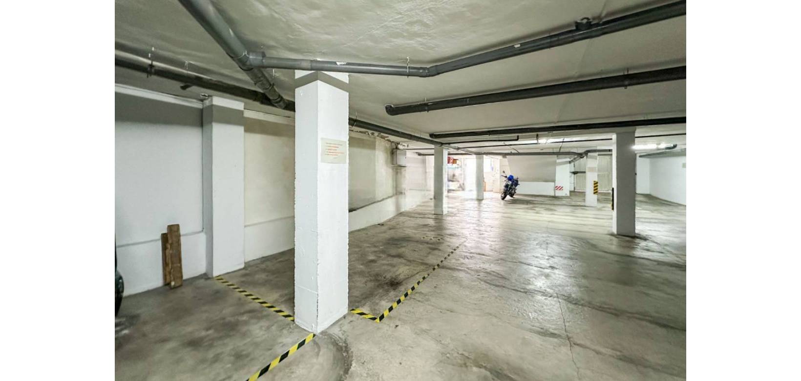 Resale - Townhouses  - Hondón de las Nieves