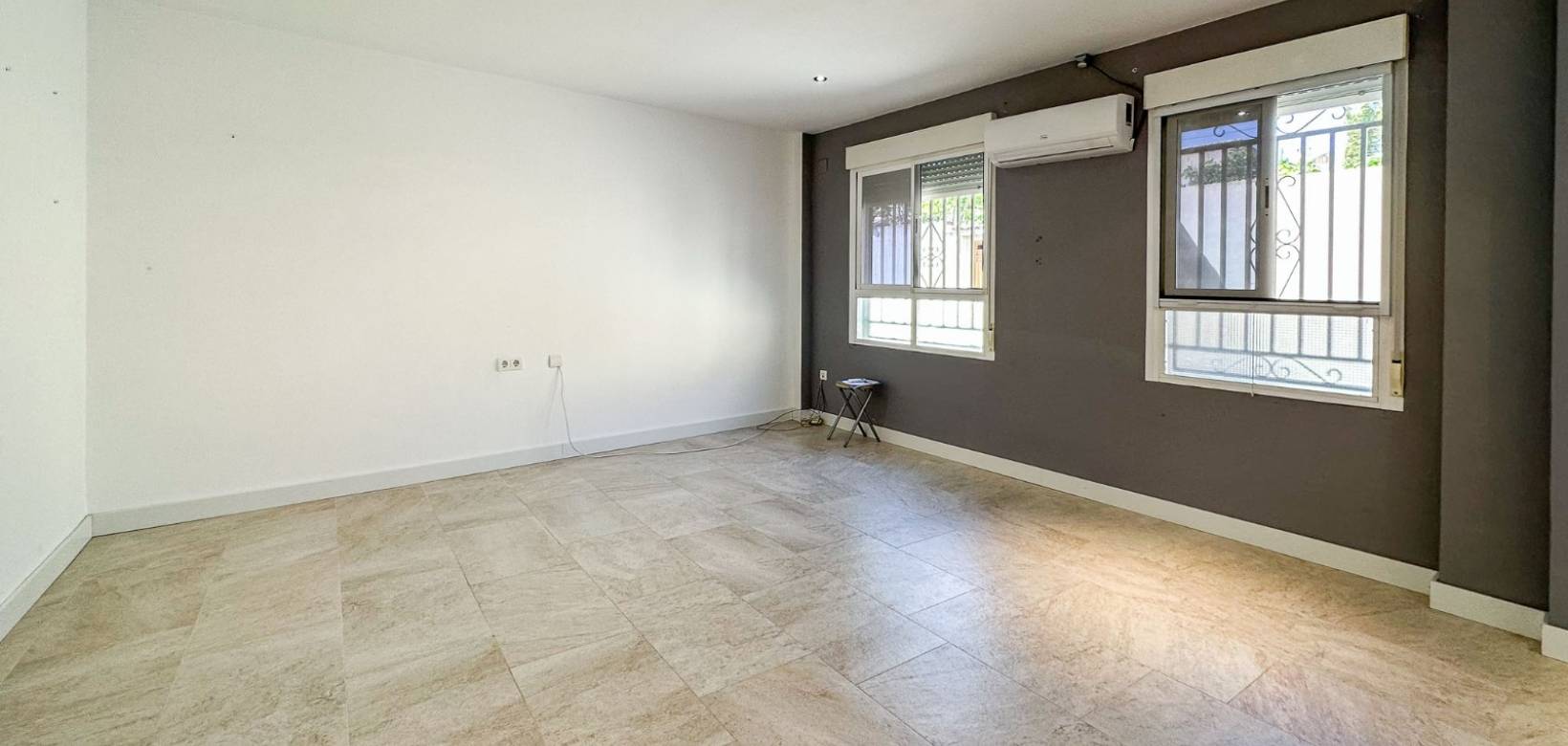 Resale - Townhouses  - Hondón de las Nieves