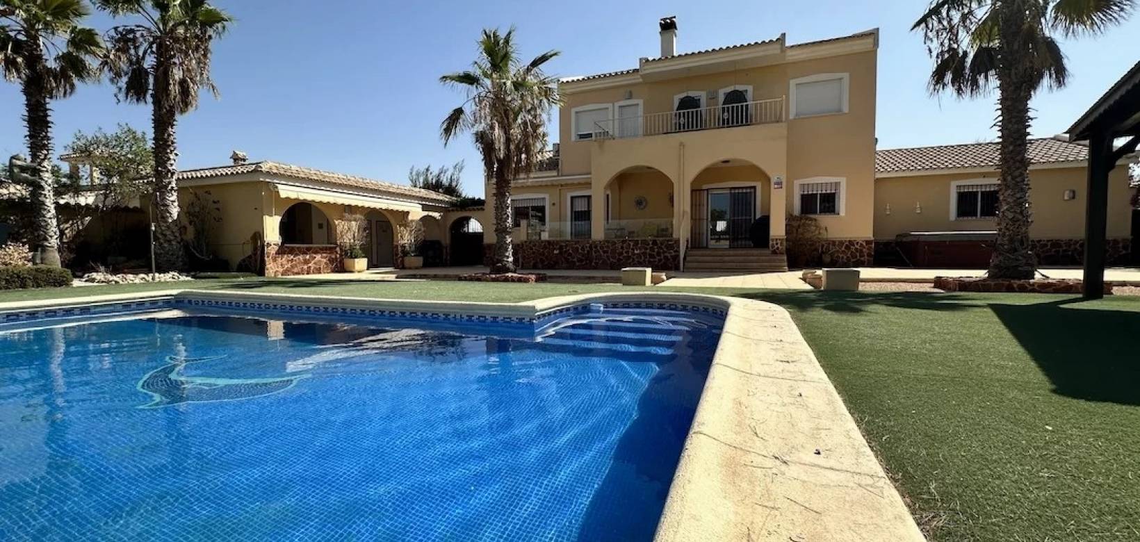 Resale - Villa - Abanilla