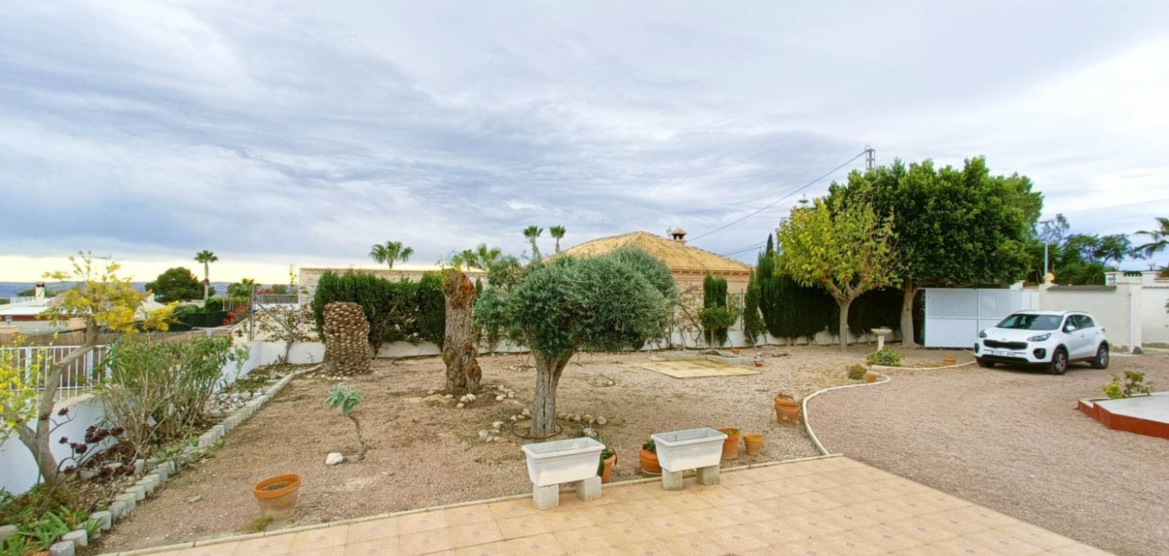 Resale - Villa - Albatera