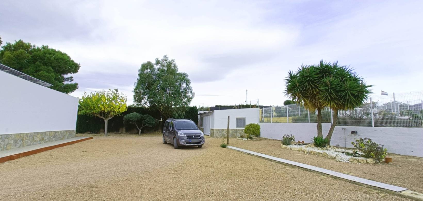 Resale - Villa - Albatera