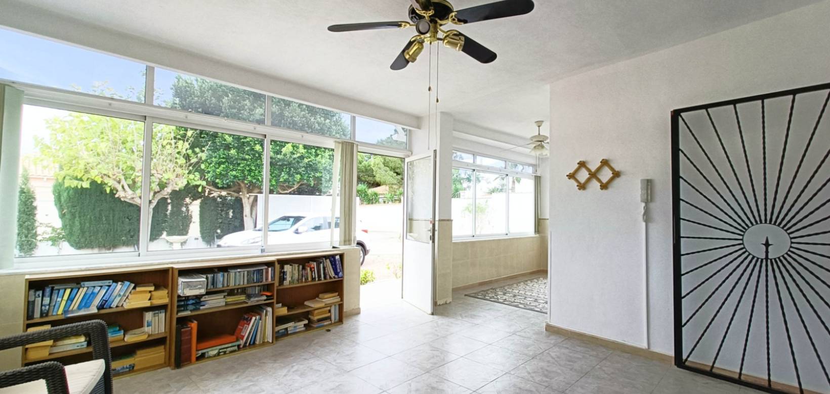 Resale - Villa - Albatera