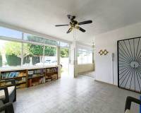 Resale - Villa - Albatera