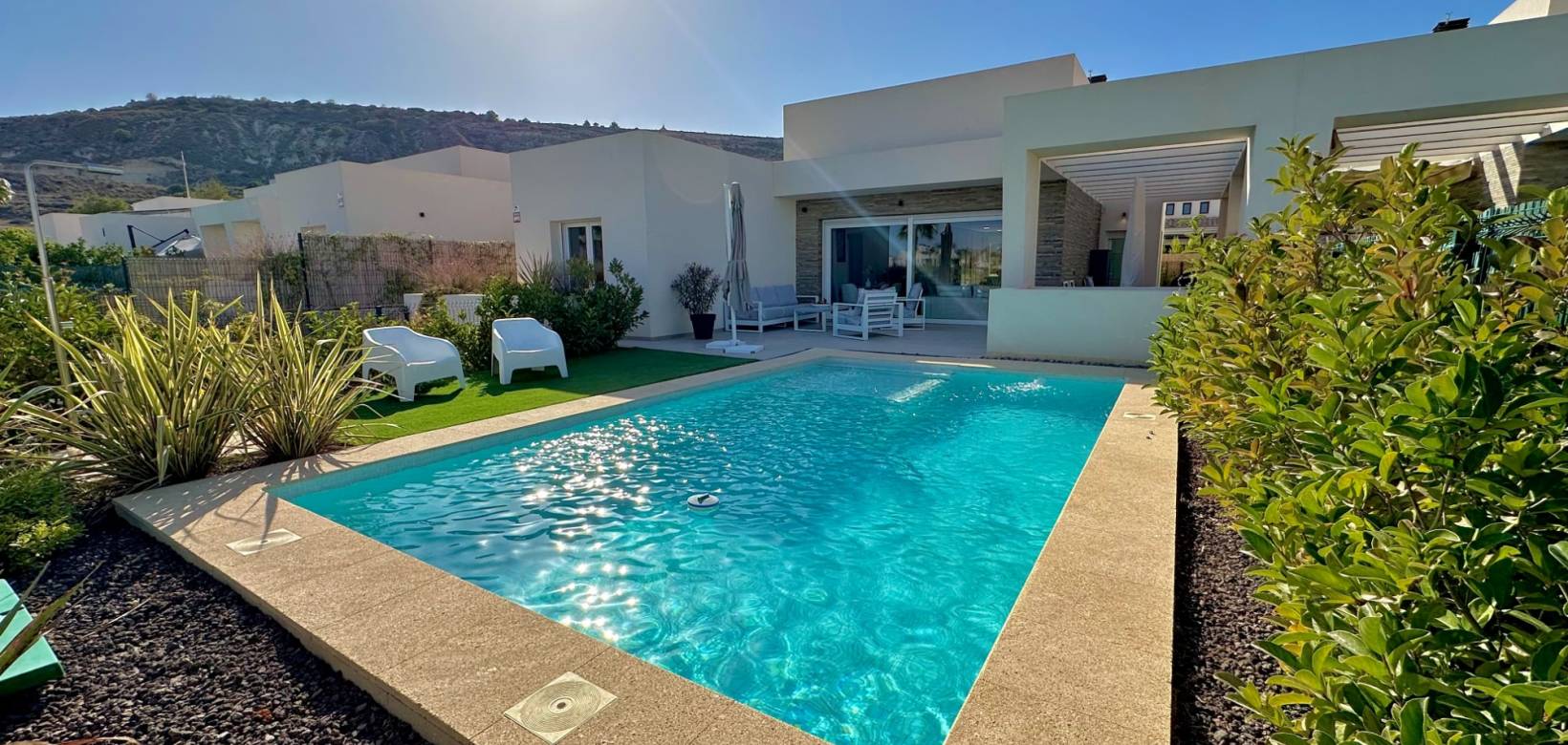 Resale - Villa - Algorfa - La Finca Golf Resort