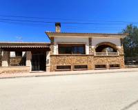 Resale - Villa - Algueña