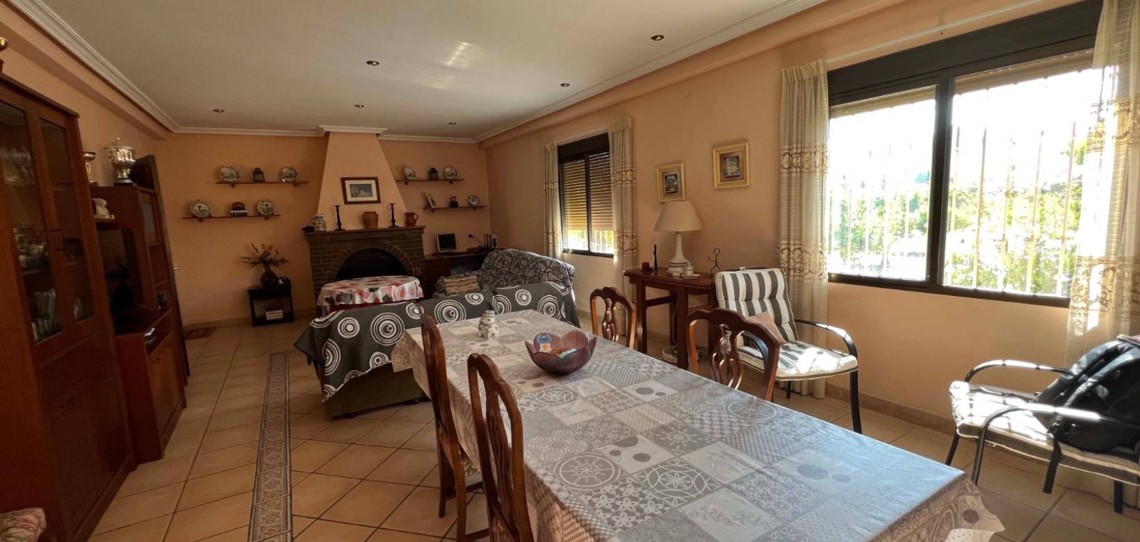 Resale - Villa - Aspe
