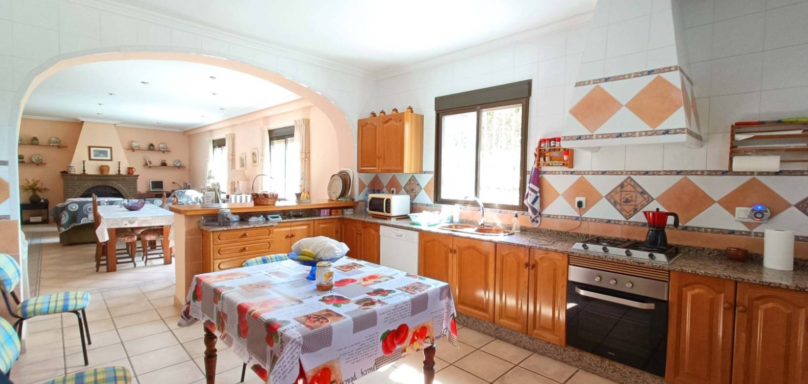 Resale - Villa - Aspe