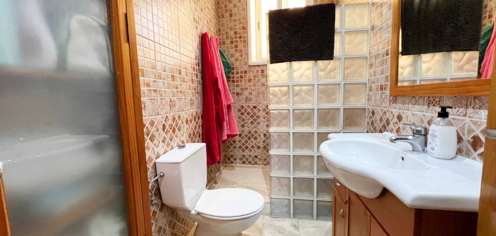 Resale - Villa - Aspe