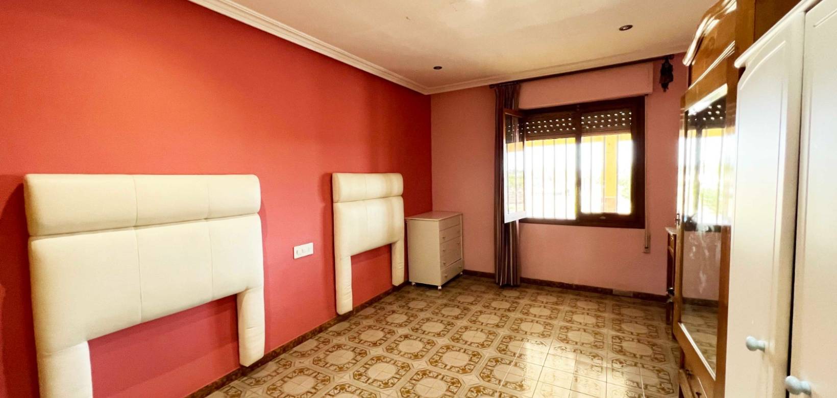 Resale - Villa - Aspe