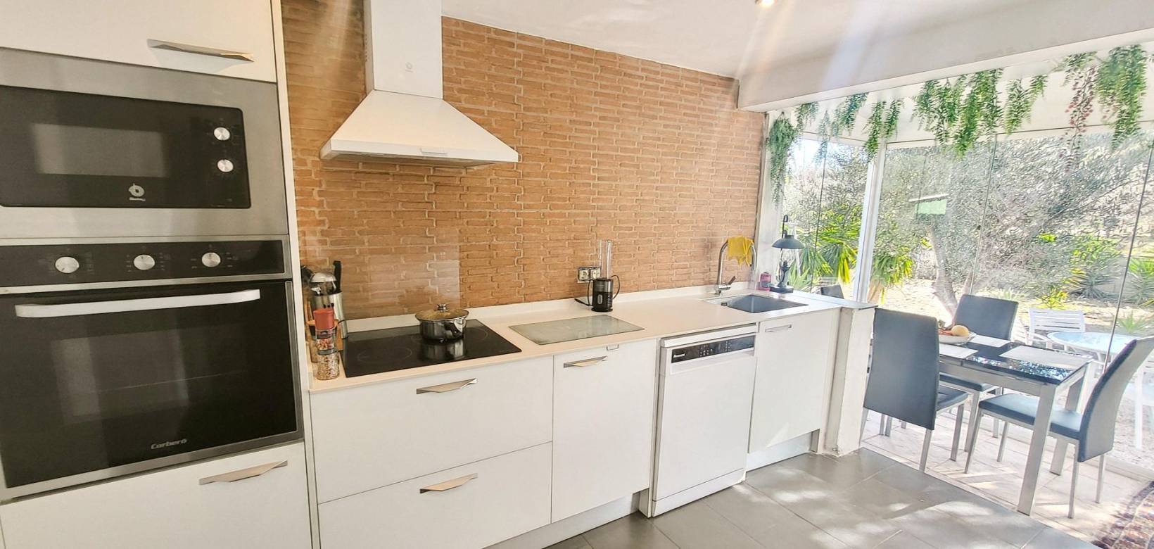 Resale - Villa - Aspe