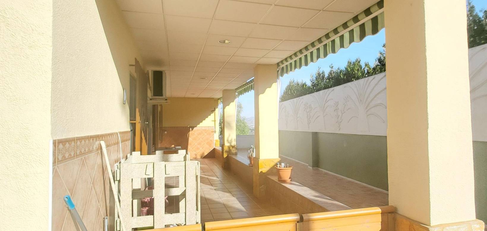 Resale - Villa - Aspe