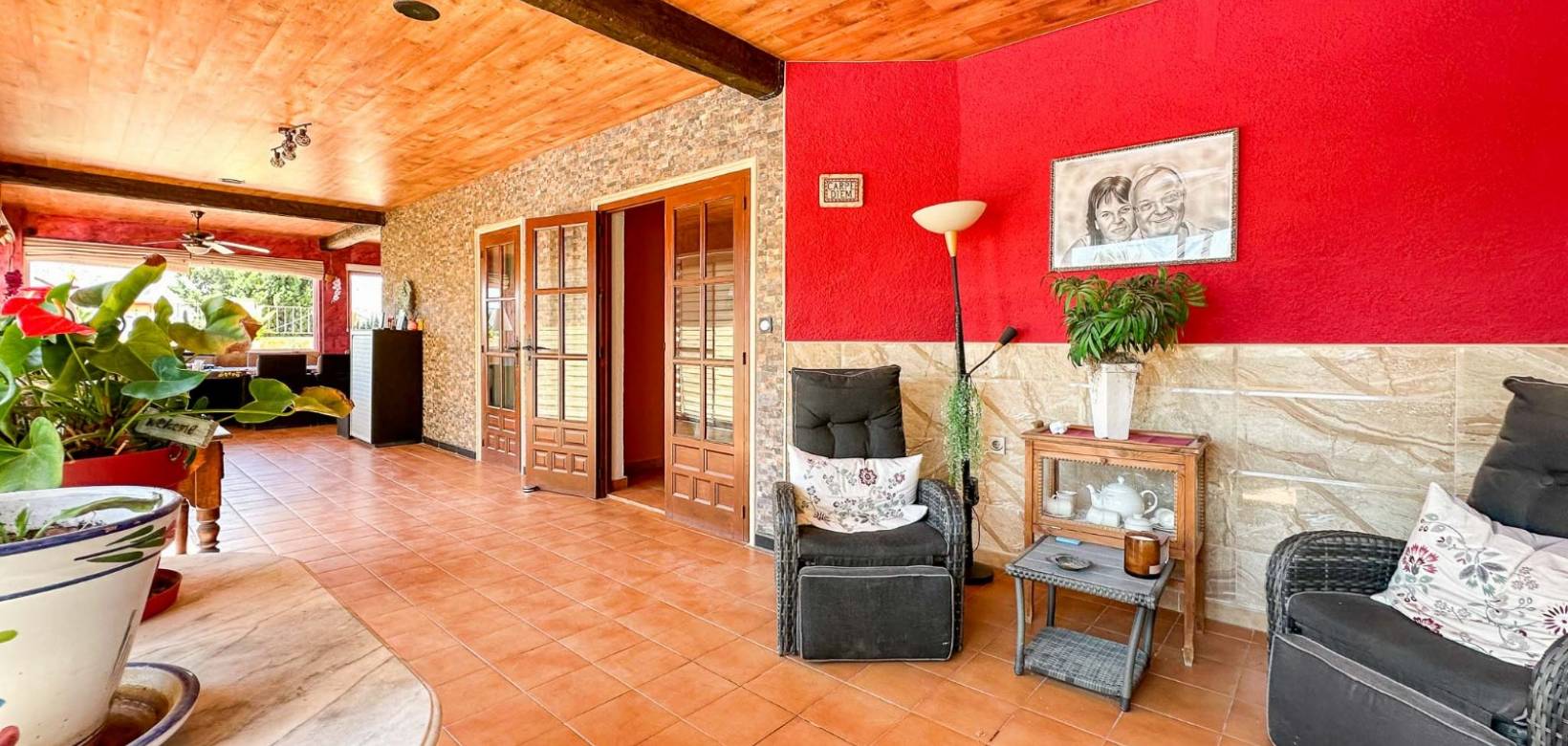 Resale - Villa - Aspe