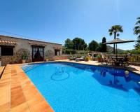 Resale - Villa - Aspe