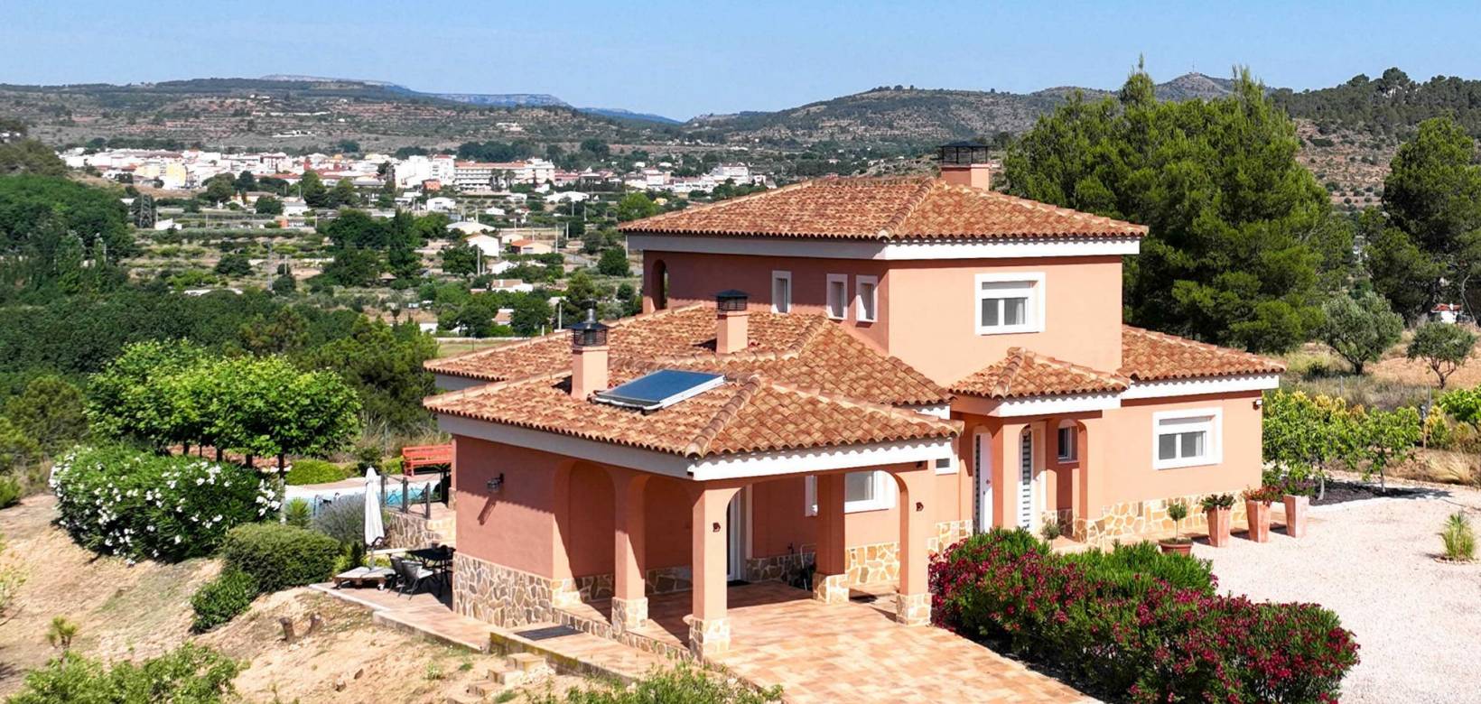 Resale - Villa - Ayora