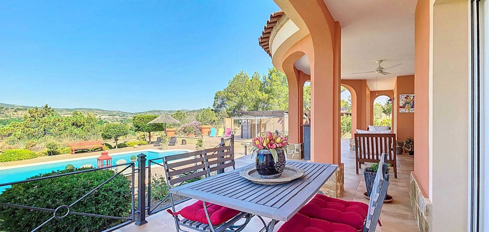 Resale - Villa - Ayora