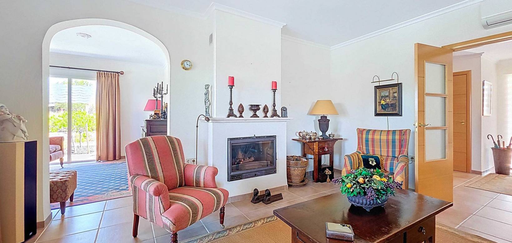 Resale - Villa - Ayora