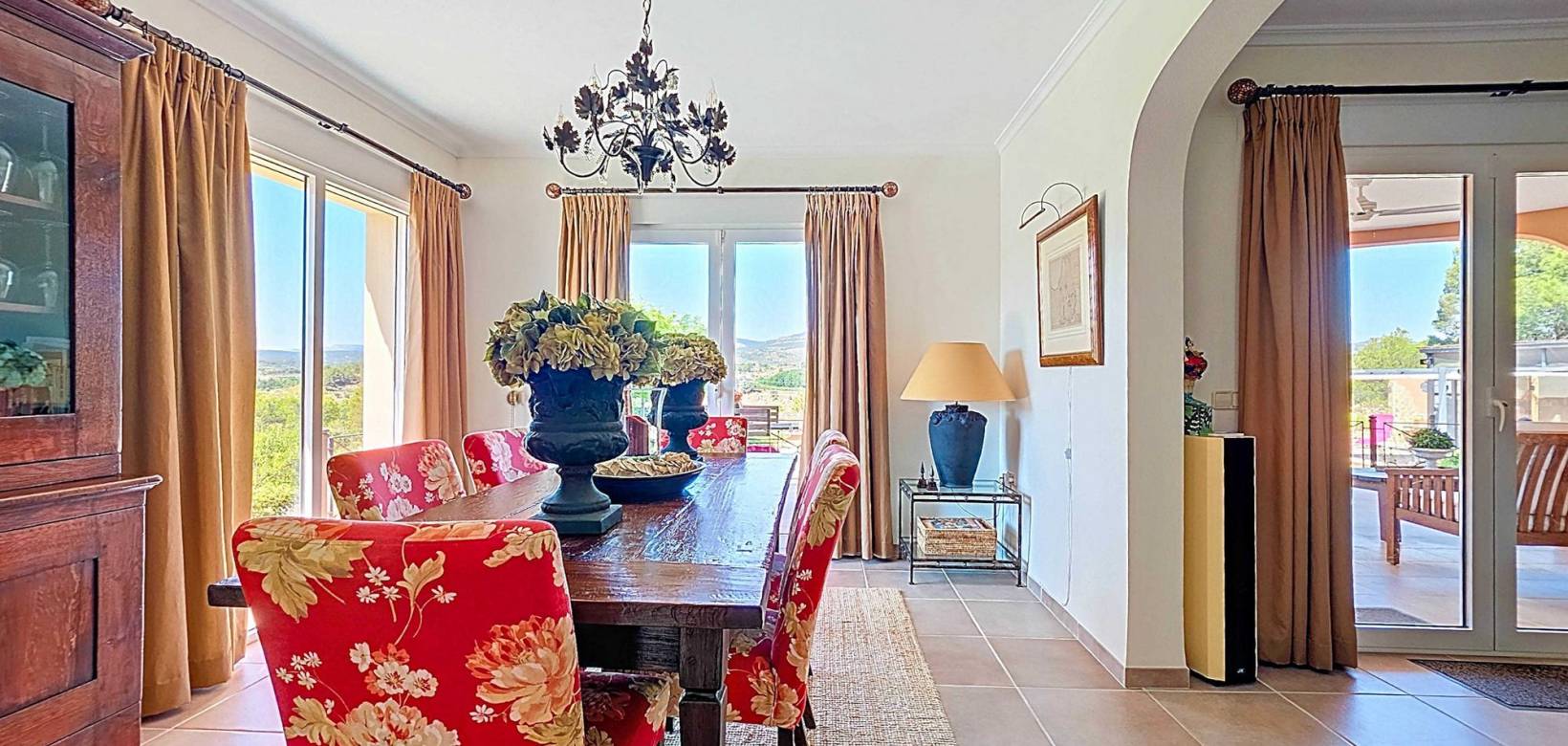 Resale - Villa - Ayora