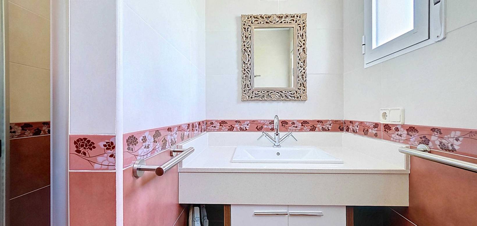 Resale - Villa - Ayora