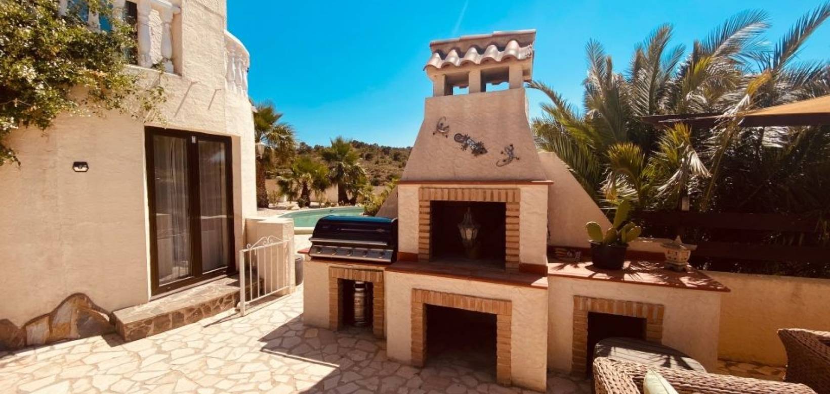 Resale - Villa - Barbarroja