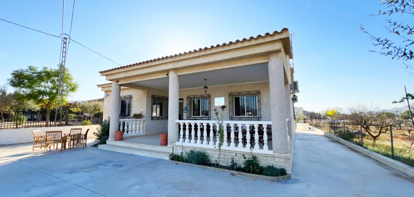 Resale - Villa - Barbarroja