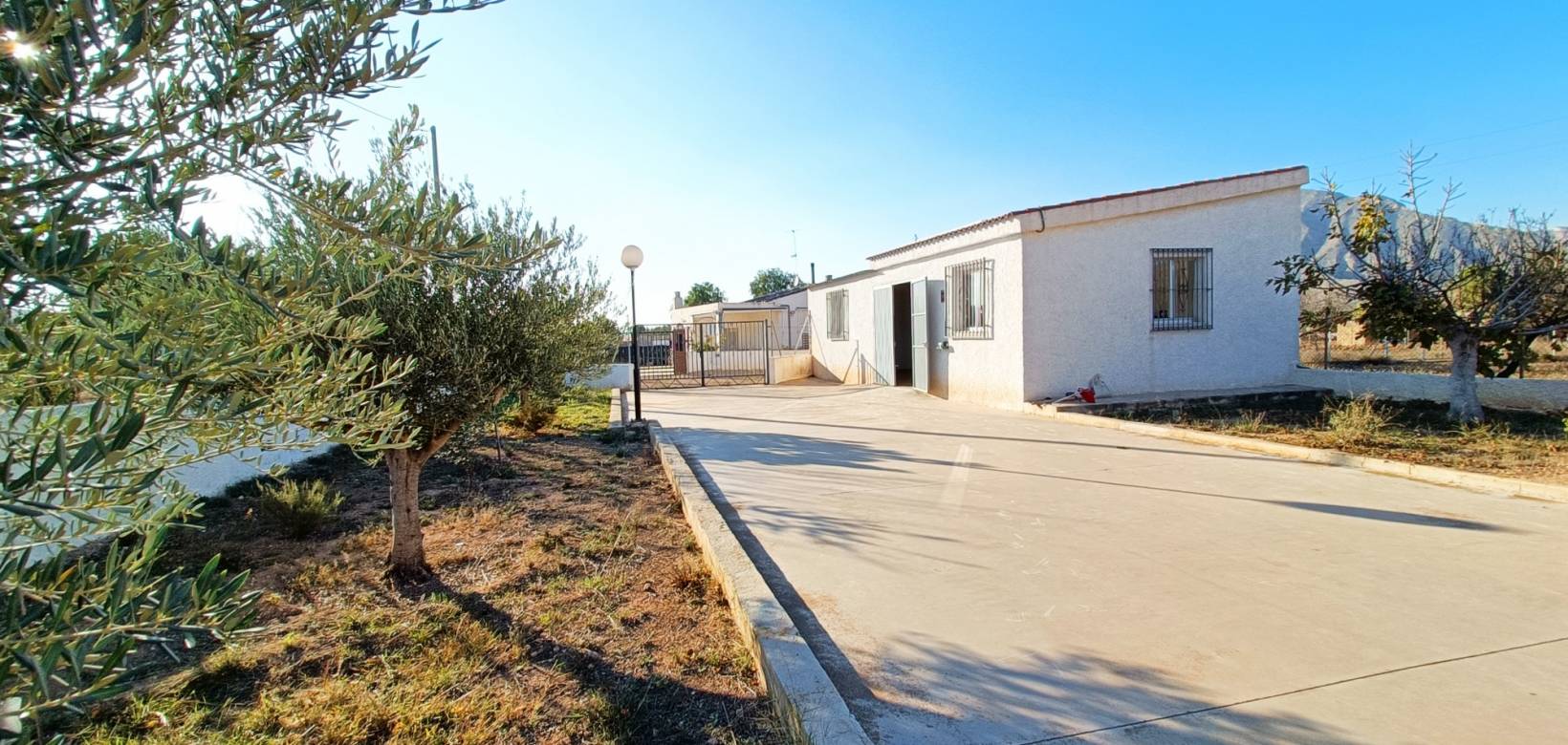 Resale - Villa - Barbarroja