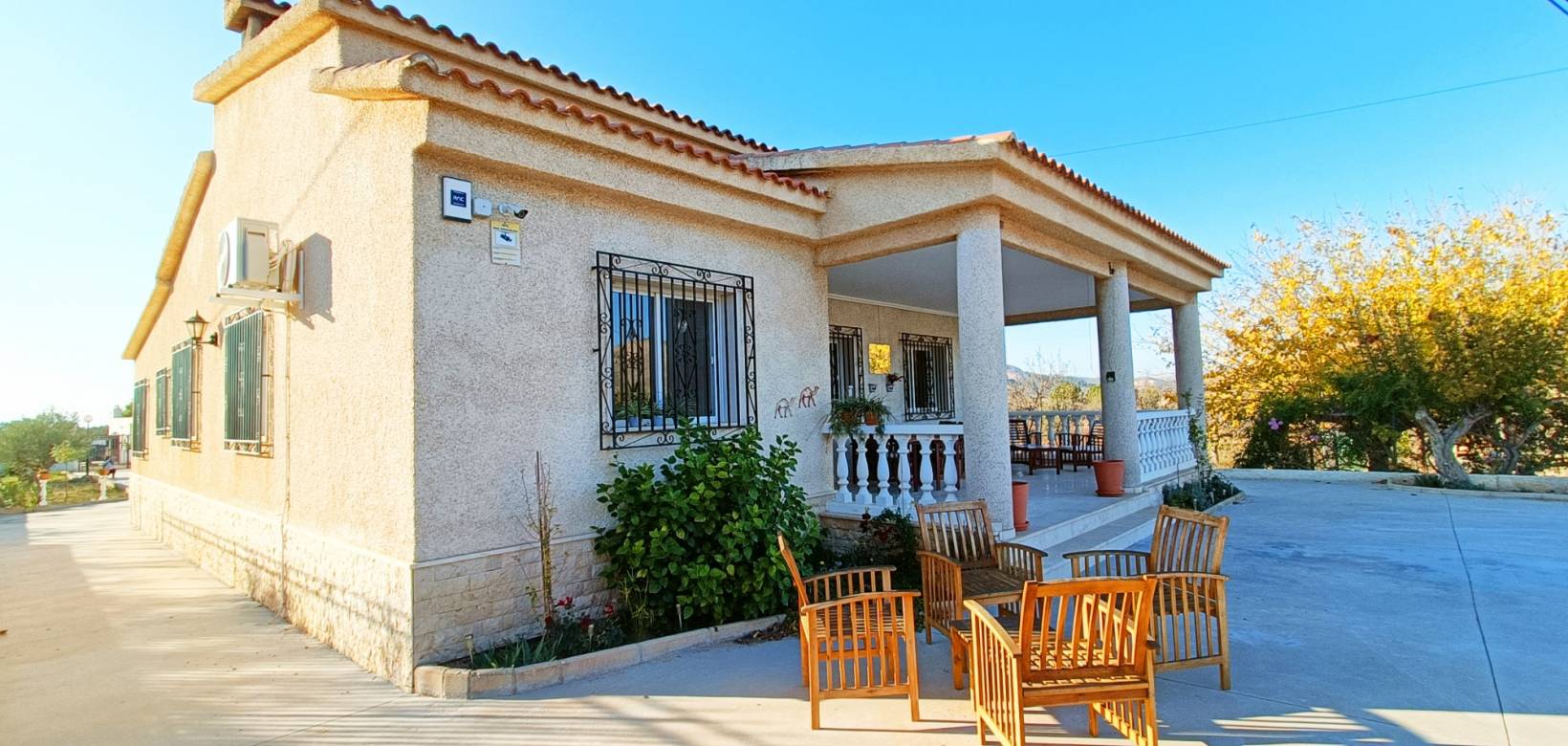 Resale - Villa - Barbarroja