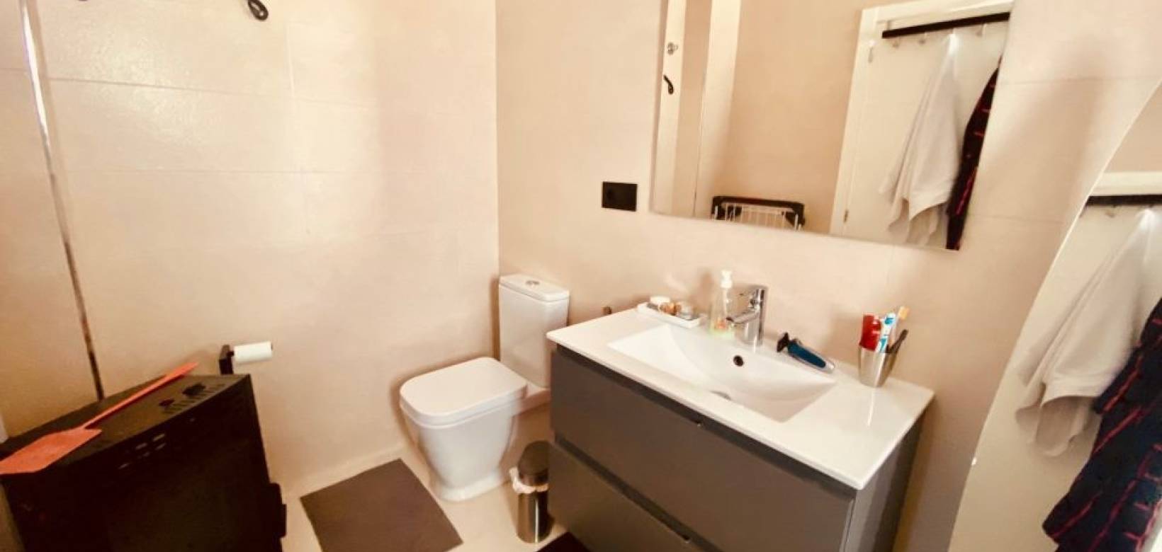 Resale - Villa - Cañada de la Leña