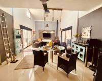 Resale - Villa - Cañada de la Leña