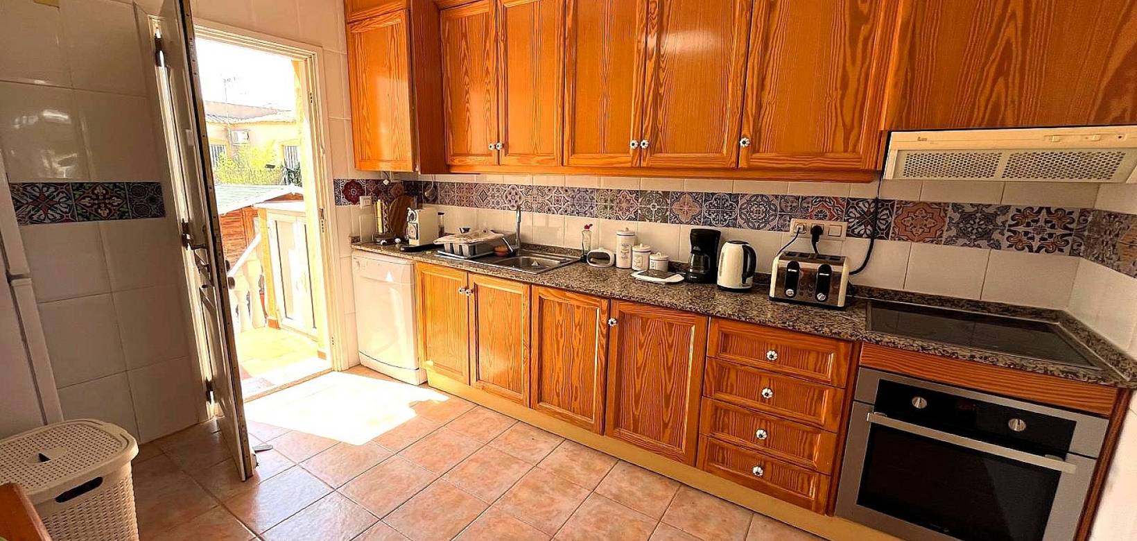 Resale - Villa - Castalla