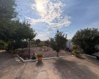 Resale - Villa - Caudete