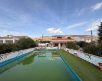 Resale - Villa - Caudete