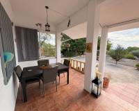 Resale - Villa - Caudete