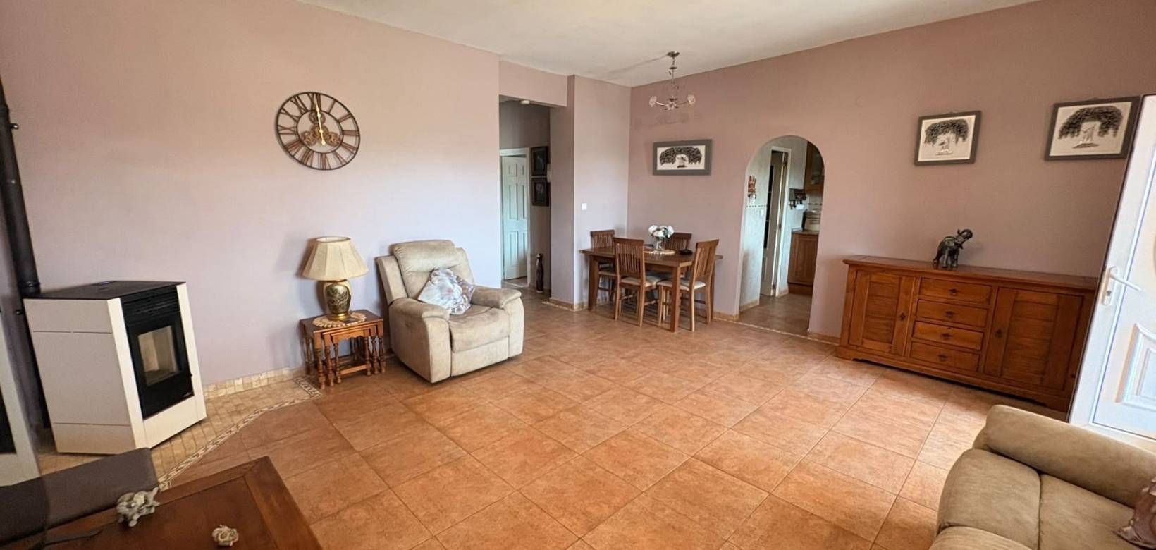 Resale - Villa - Caudete