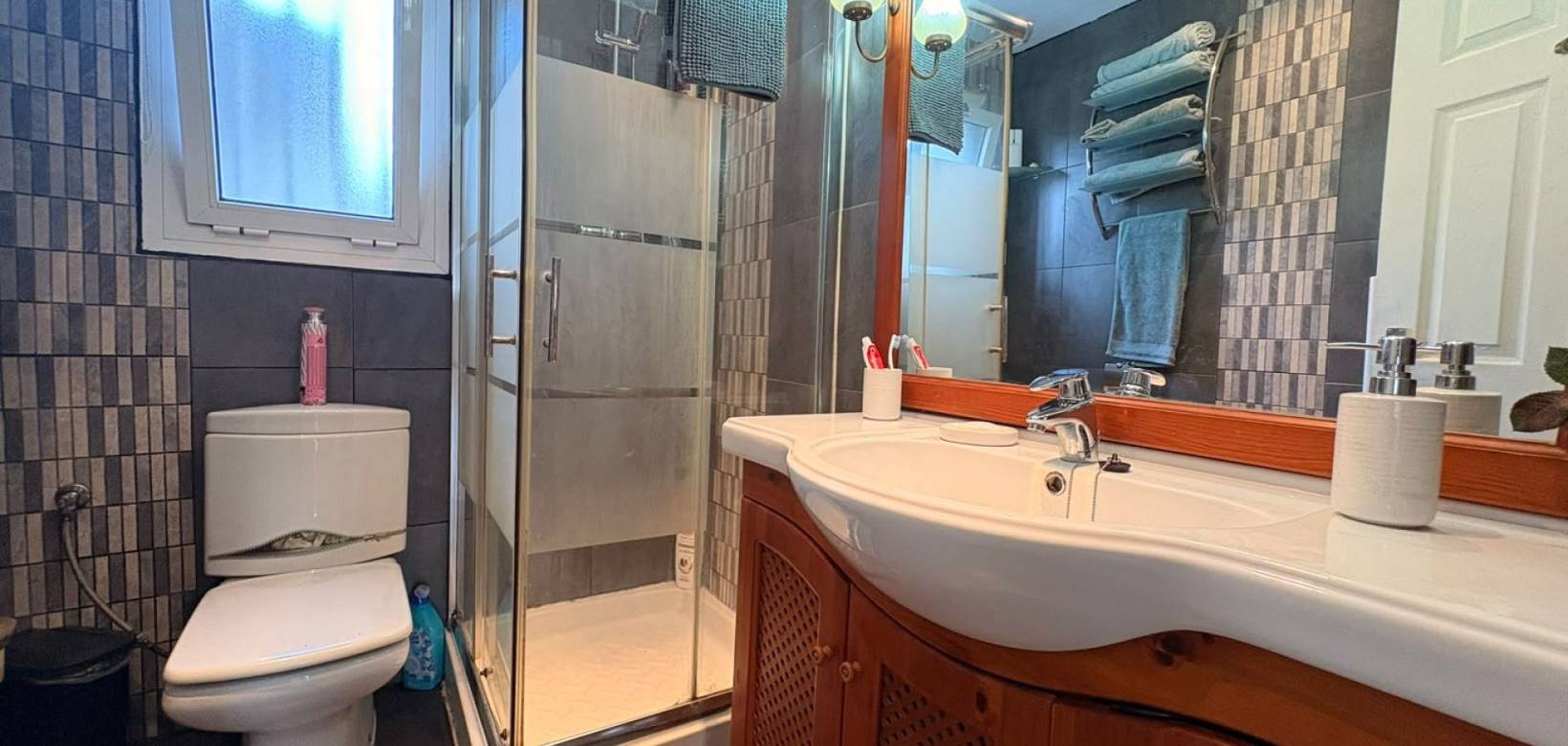 Resale - Villa - Caudete