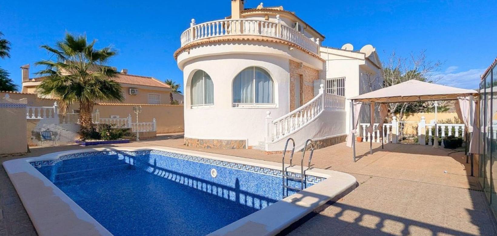Resale - Villa - Cuidad Quesada