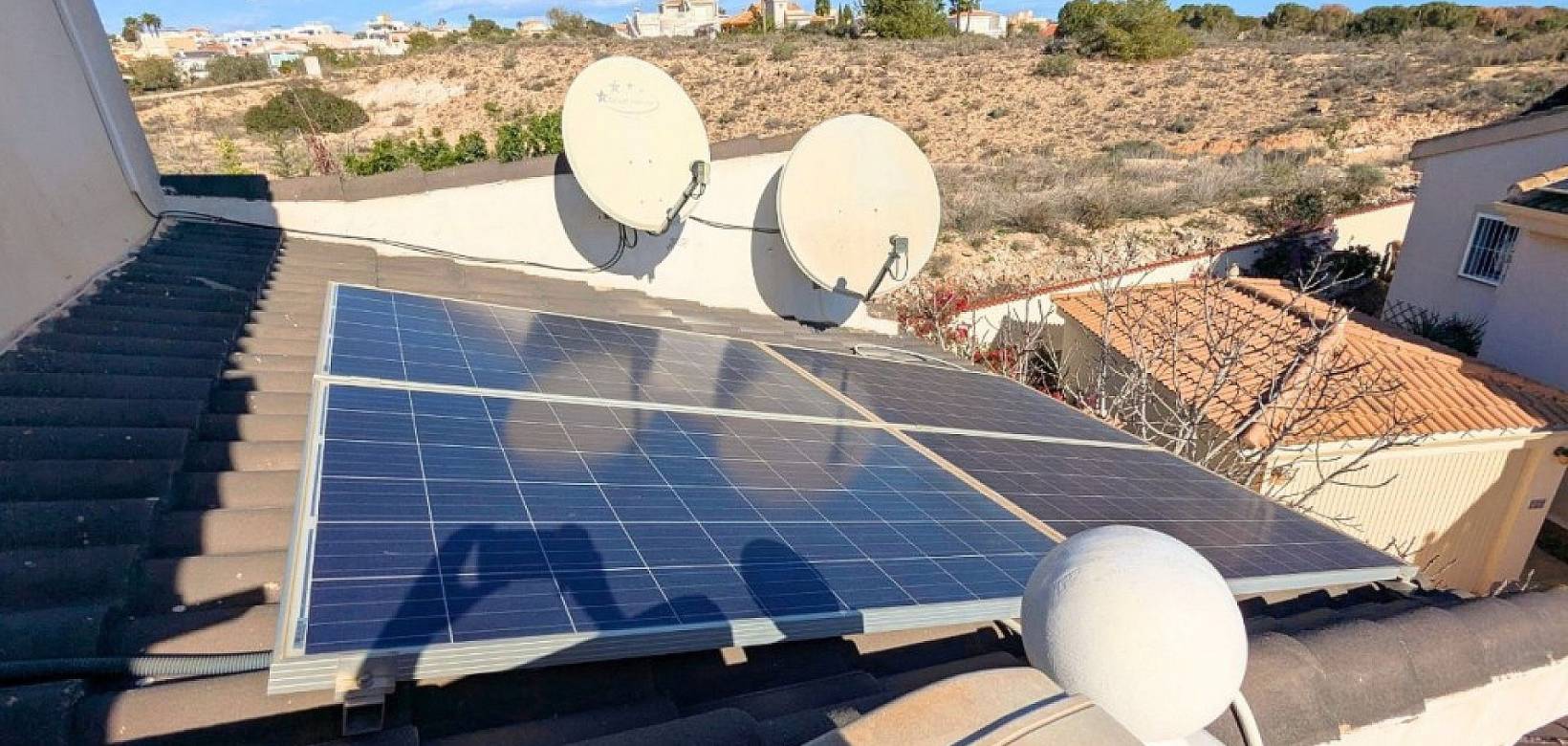 Resale - Villa - Cuidad Quesada