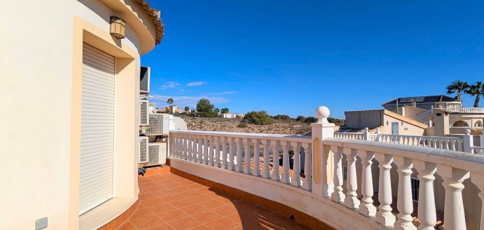 Resale - Villa - Cuidad Quesada