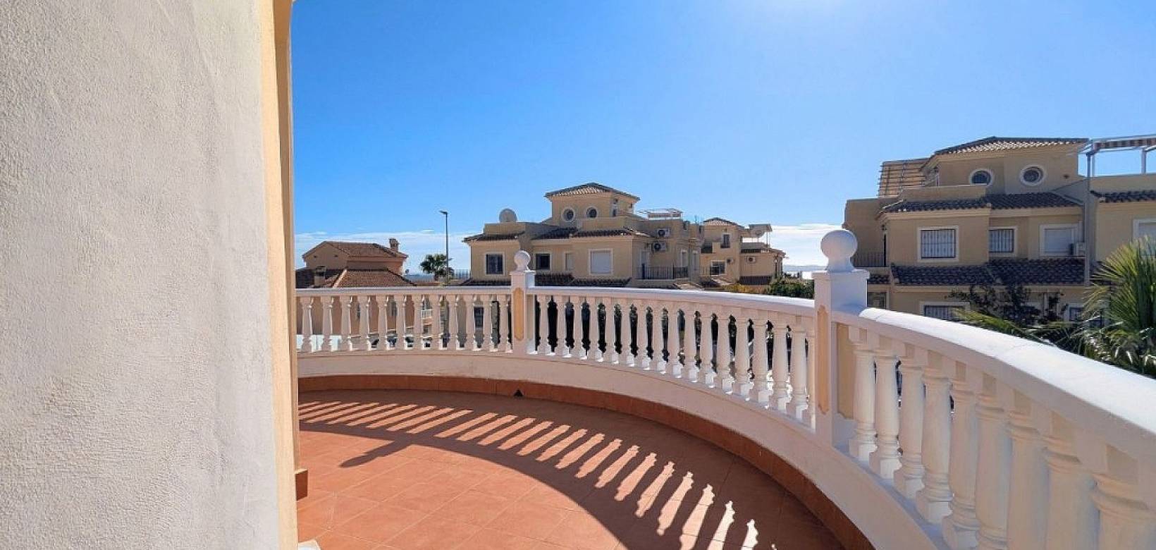 Resale - Villa - Cuidad Quesada