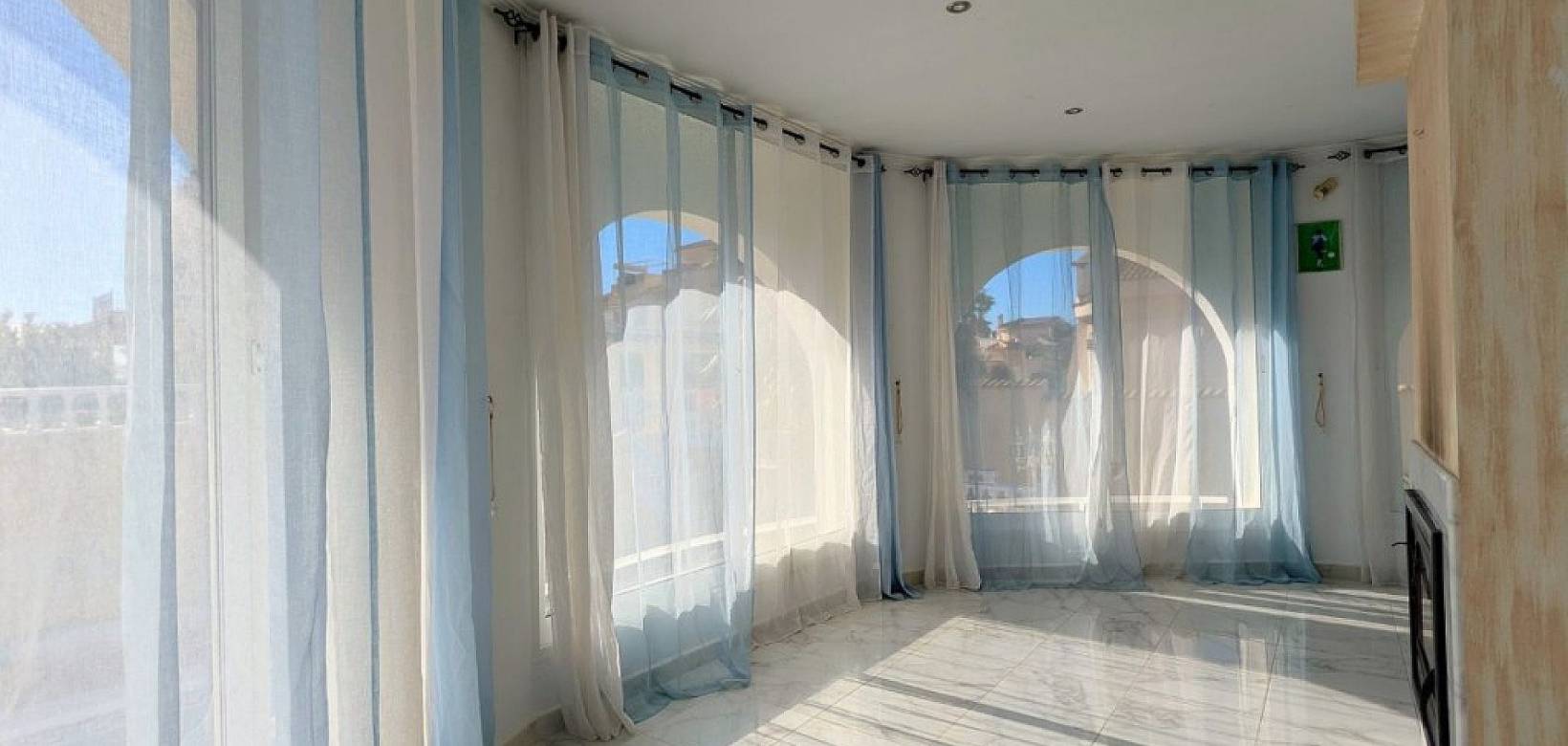 Resale - Villa - Cuidad Quesada