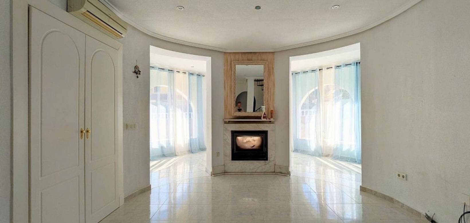 Resale - Villa - Cuidad Quesada