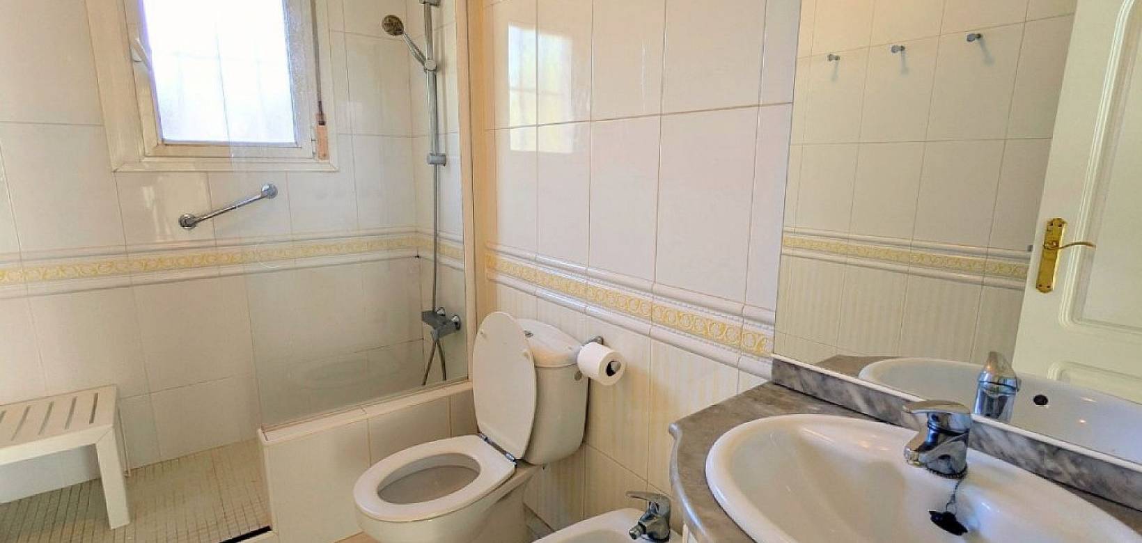 Resale - Villa - Cuidad Quesada