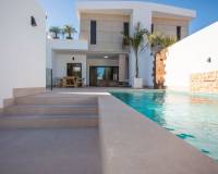 Resale - Villa - Dolores