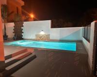 Resale - Villa - Dolores