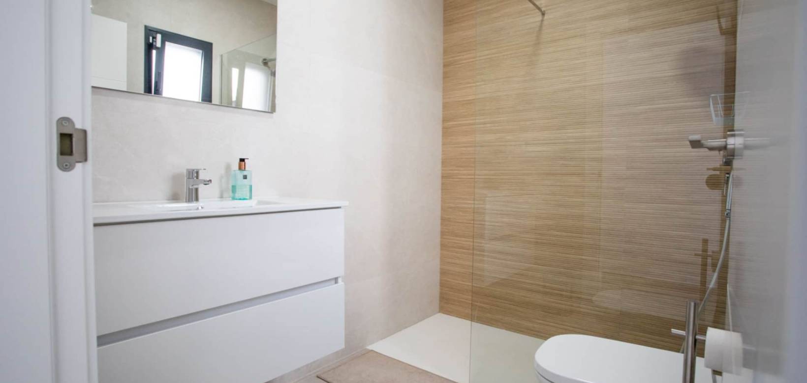 Resale - Villa - Dolores