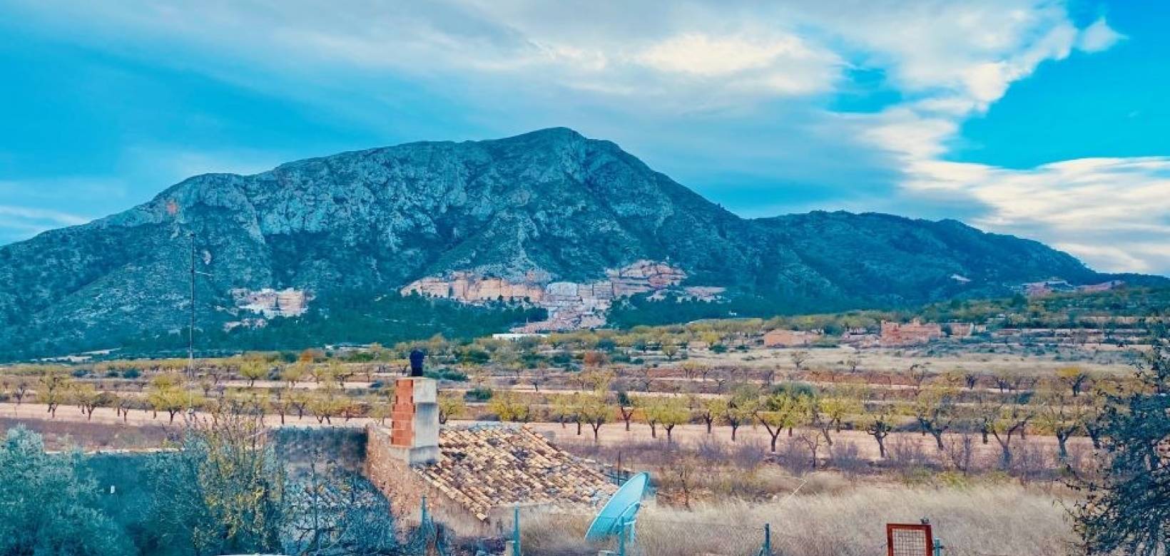 Resale - Villa - El Cantón