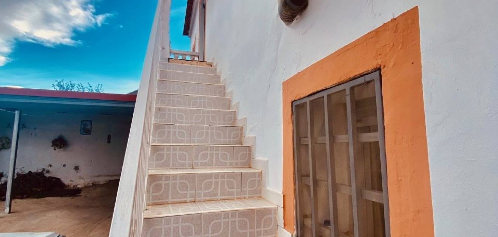 Resale - Villa - El Cantón