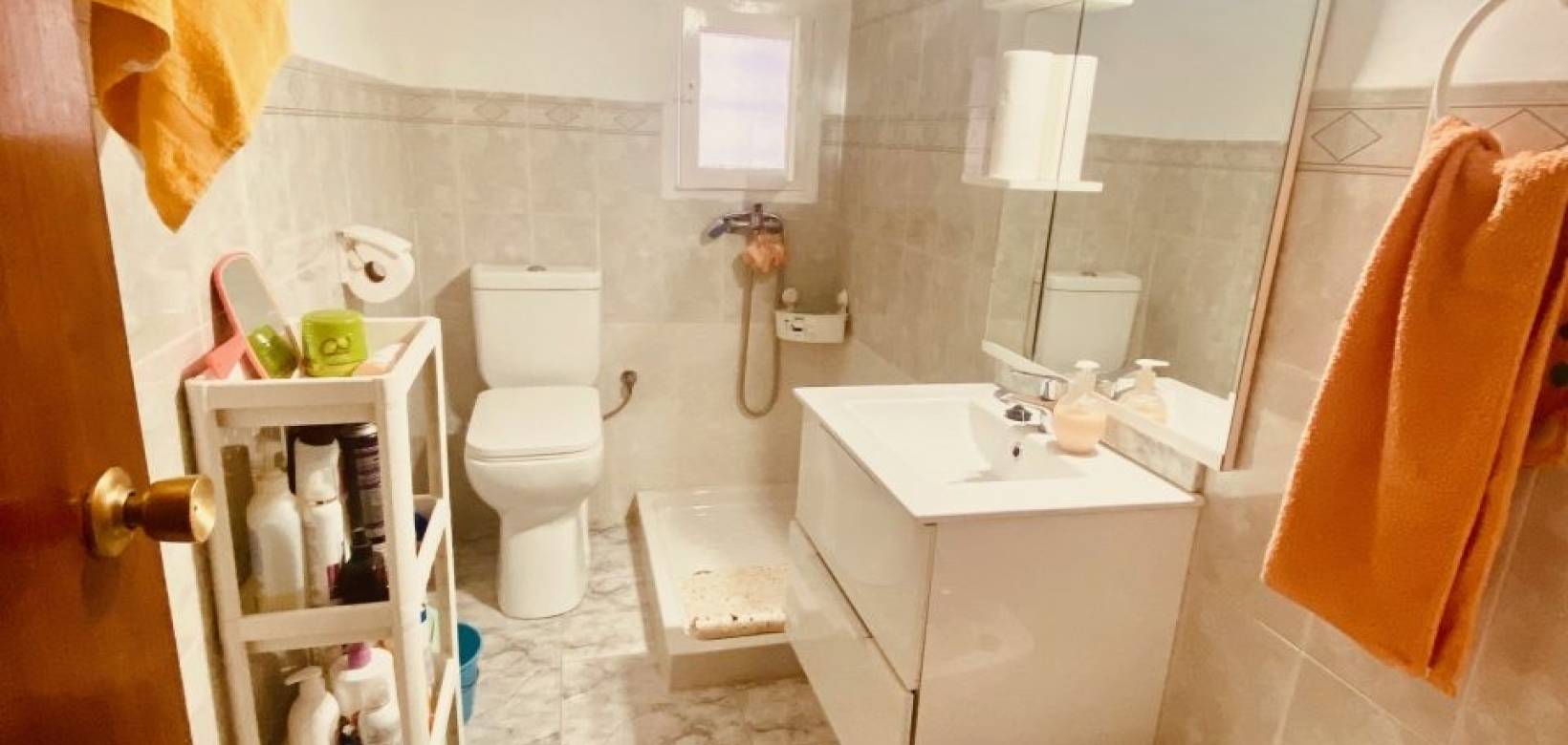 Resale - Villa - El Cantón