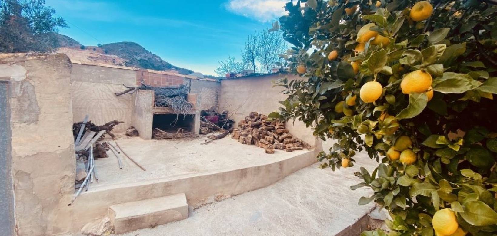 Resale - Villa - El Cantón