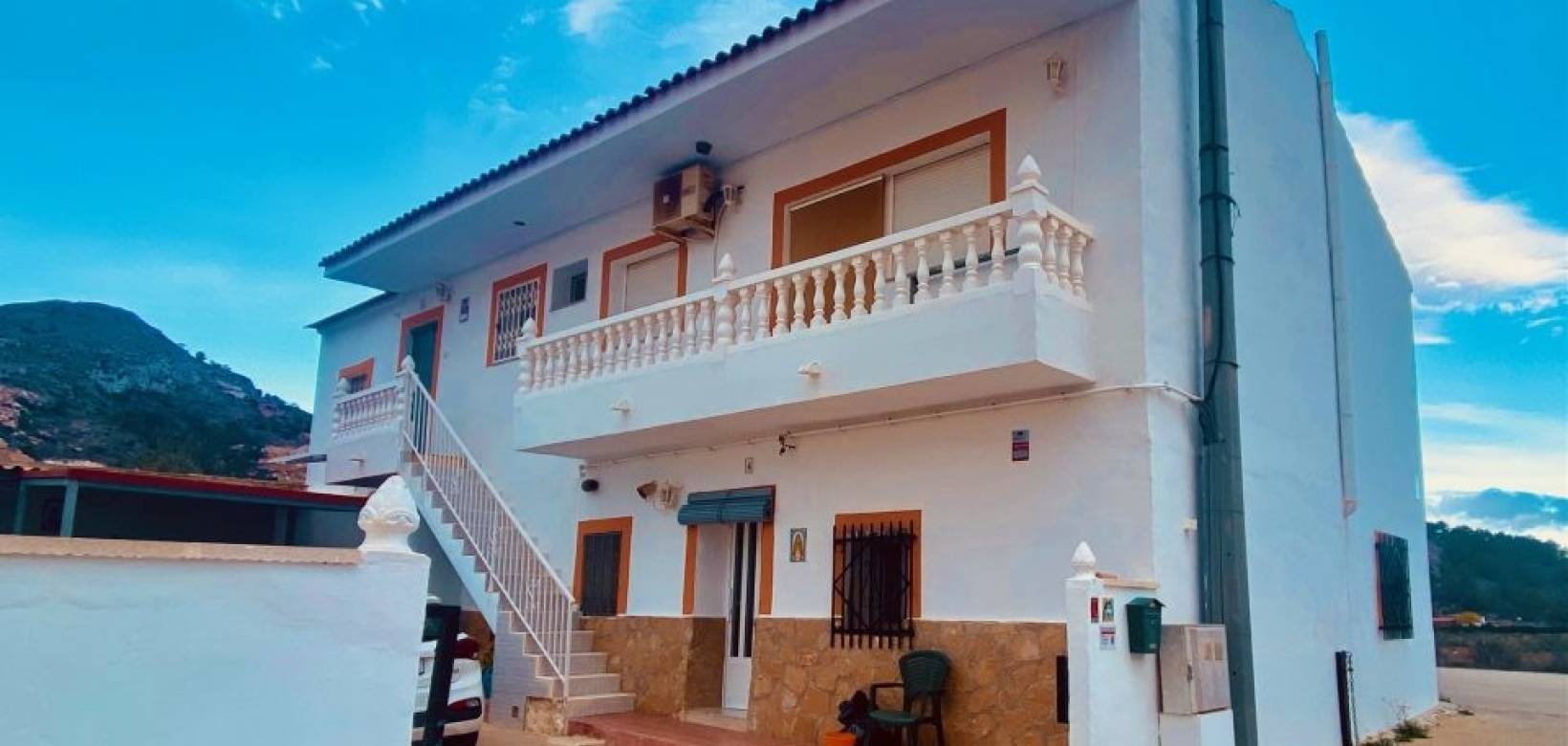 Resale - Villa - El Cantón