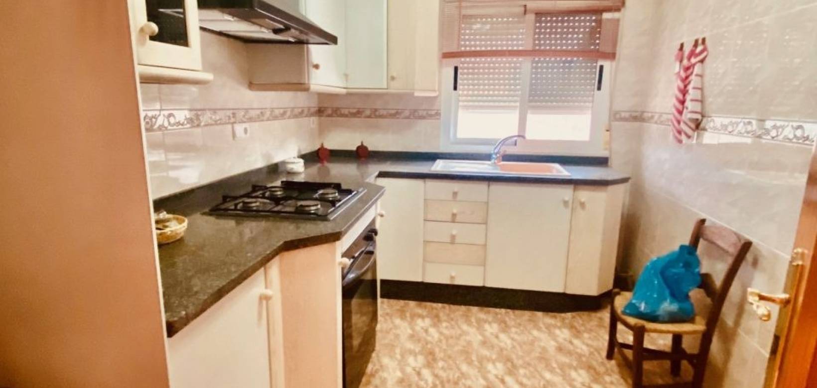 Resale - Villa - El Cantón